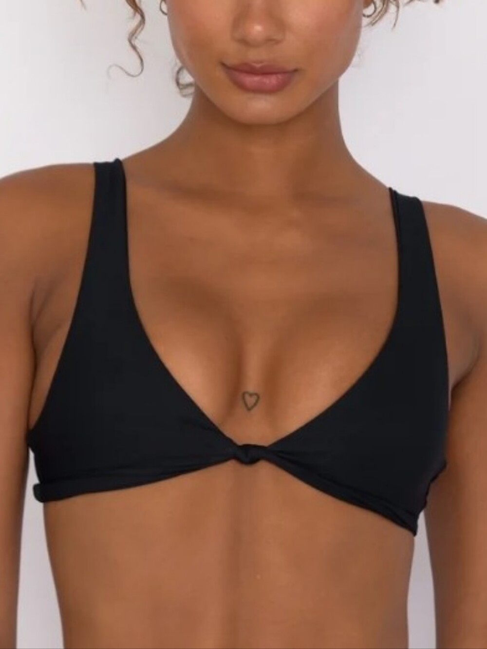 NWT Skatie Penny Top in black Color